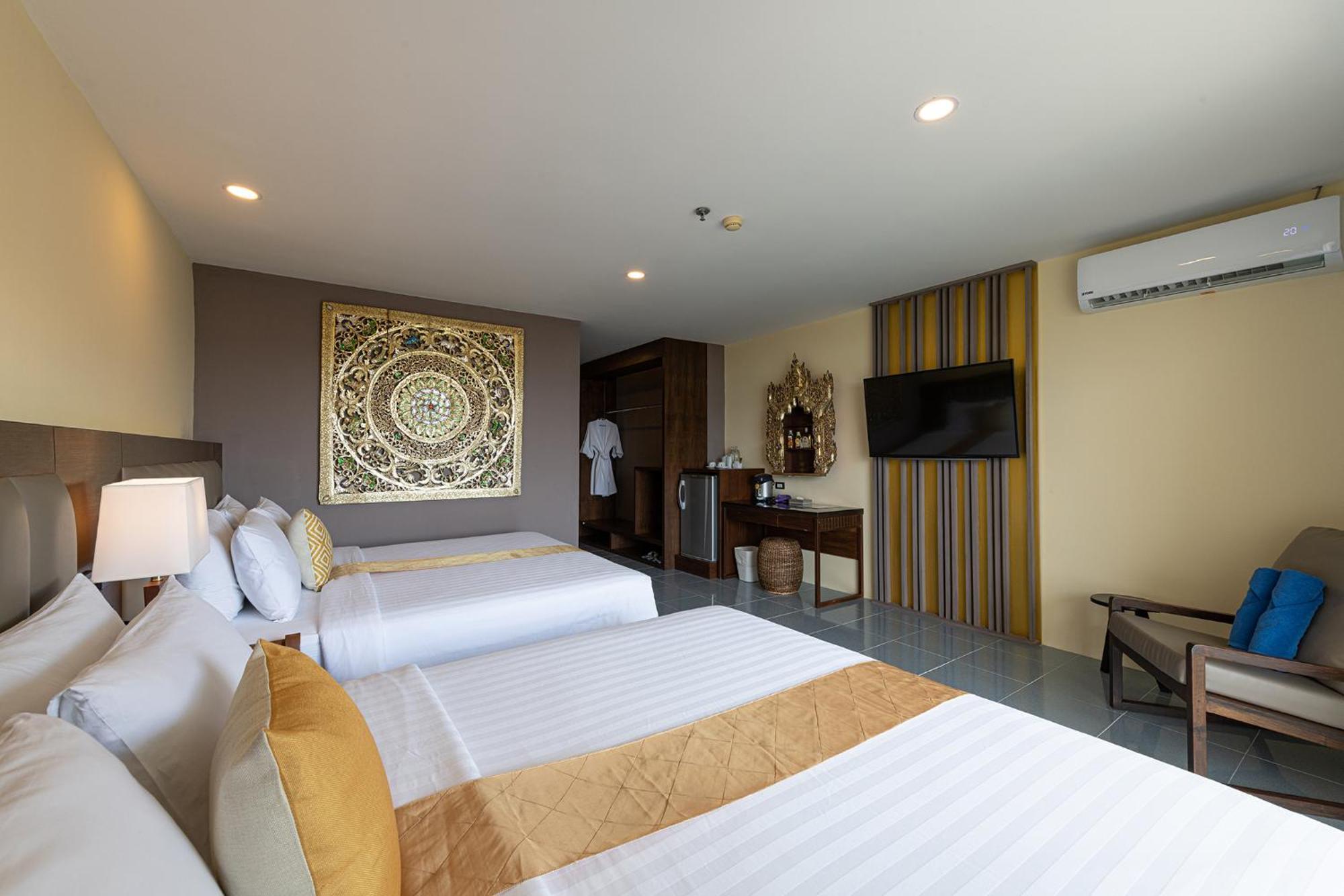 Blue Beach Grand Resort And Spa In Chalong Phuket By Dayuu Ban Saiyuan Zewnętrze zdjęcie