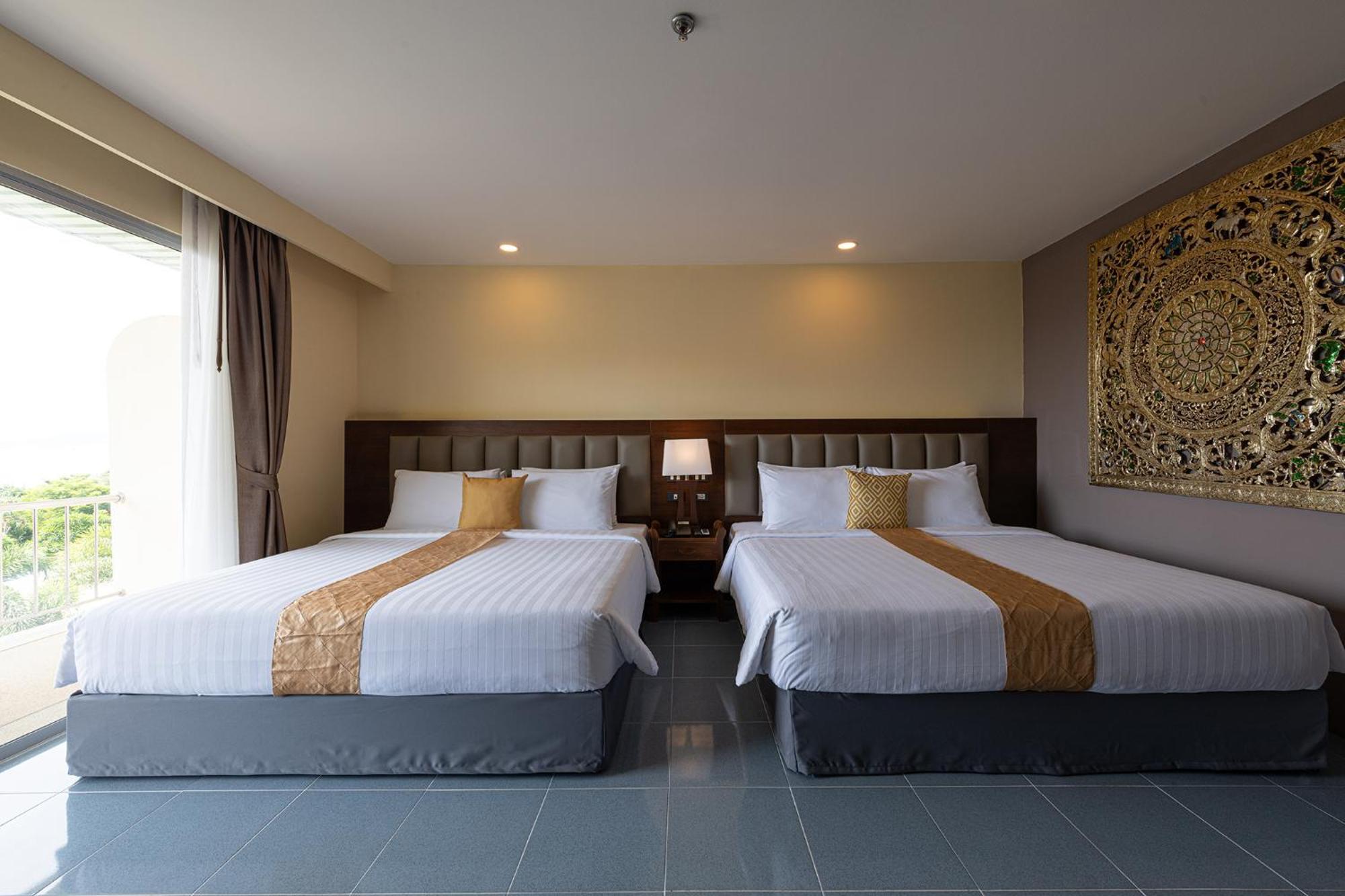Blue Beach Grand Resort And Spa In Chalong Phuket By Dayuu Ban Saiyuan Zewnętrze zdjęcie
