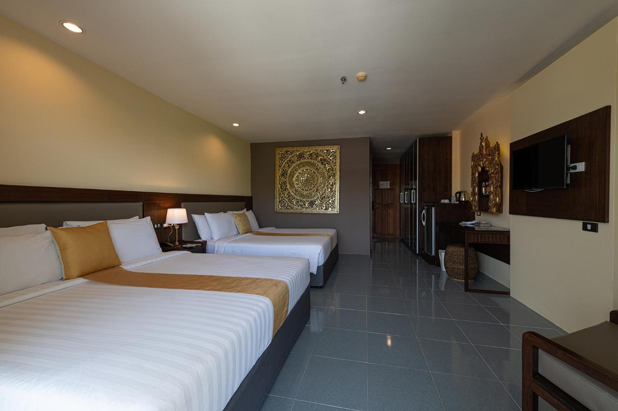 Blue Beach Grand Resort And Spa In Chalong Phuket By Dayuu Ban Saiyuan Zewnętrze zdjęcie