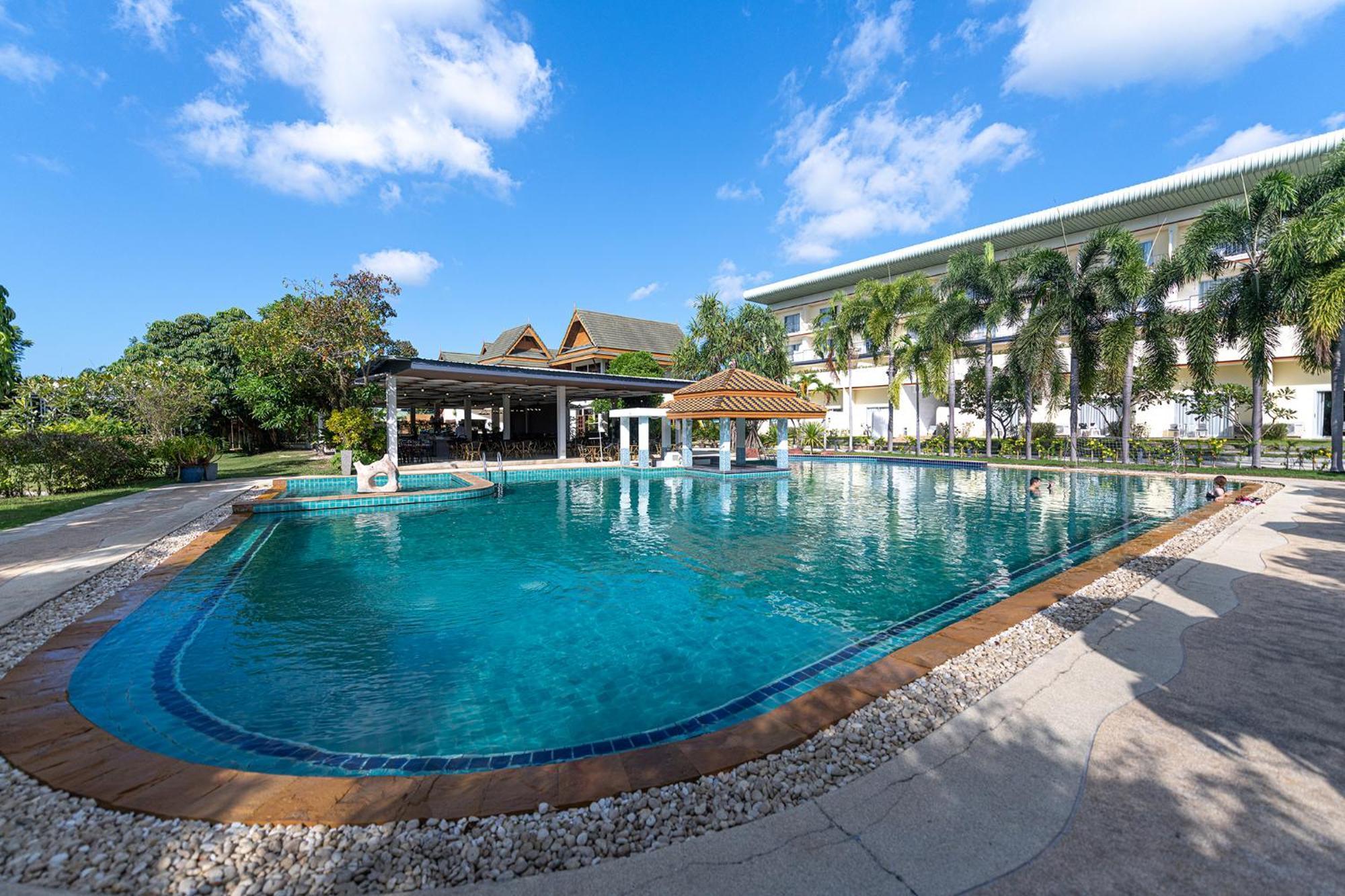 Blue Beach Grand Resort And Spa In Chalong Phuket By Dayuu Ban Saiyuan Zewnętrze zdjęcie