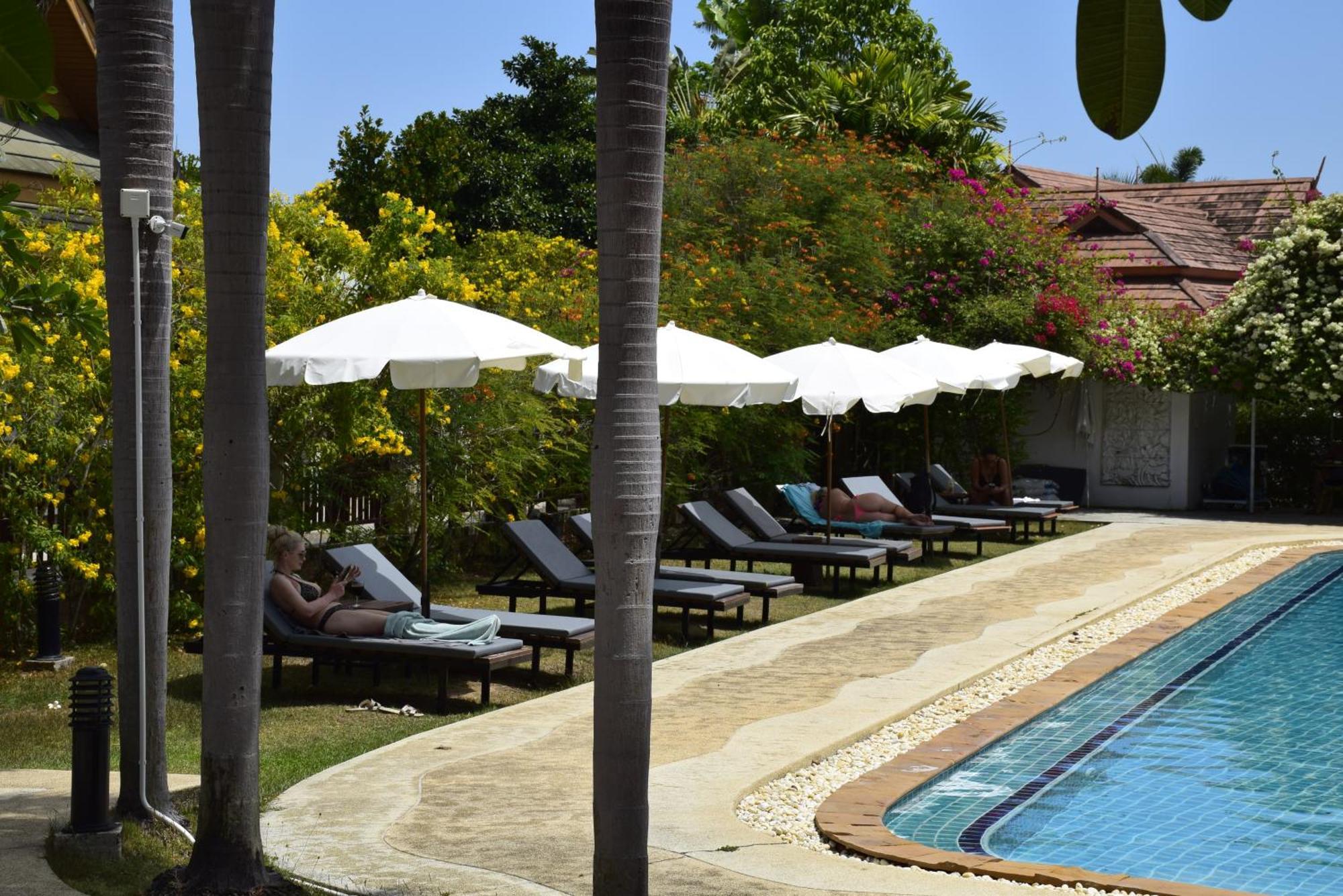 Blue Beach Grand Resort And Spa In Chalong Phuket By Dayuu Ban Saiyuan Zewnętrze zdjęcie