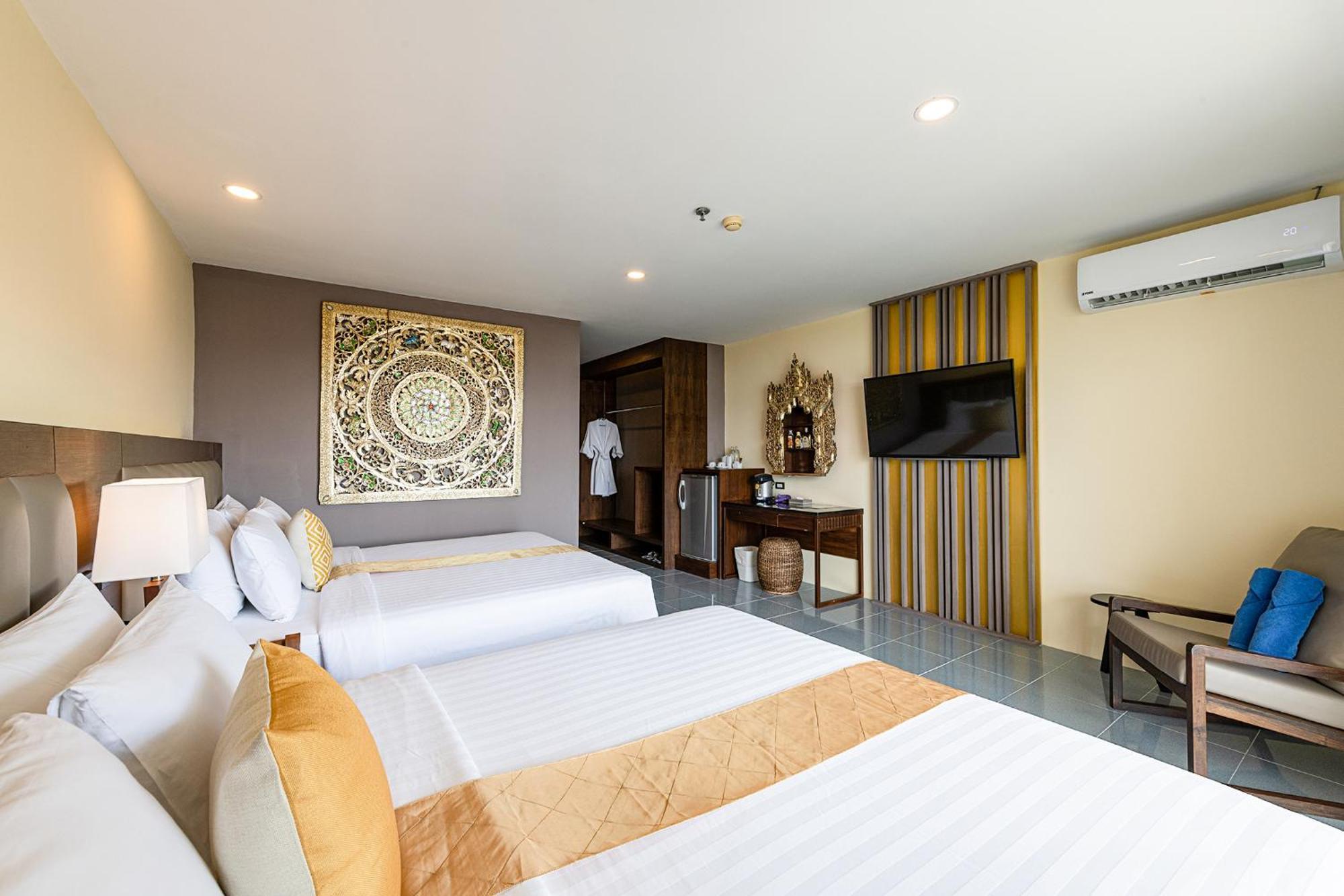 Blue Beach Grand Resort And Spa In Chalong Phuket By Dayuu Ban Saiyuan Zewnętrze zdjęcie
